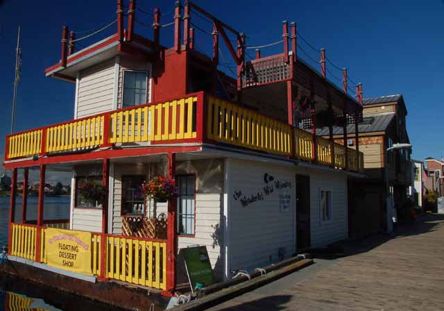 Floathome Village